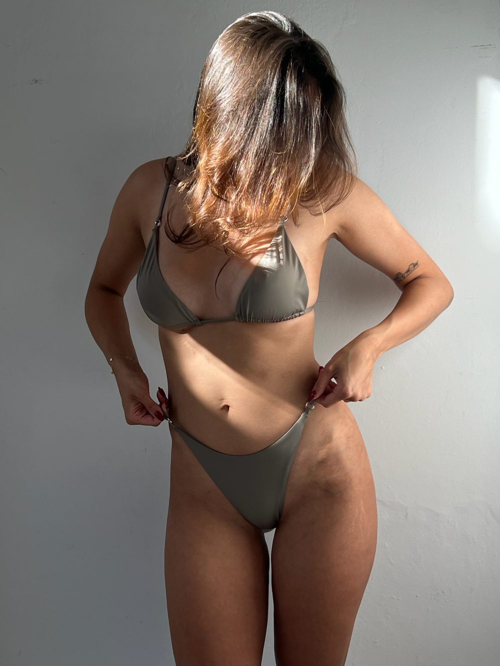 Góra od bikini olive